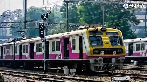 Occasional overcrowding in women compartment due to holidays or work from home mumbai local