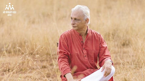 Sri M