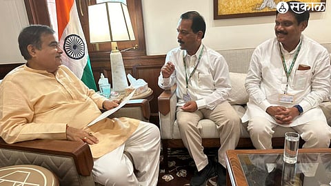 MP Bhaskar Bhagare has met Union Road and Transport Minister Nitin Gadkari regarding the work of road bridges.