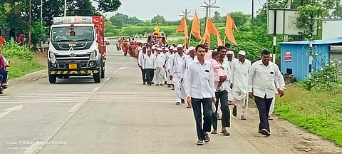 इनामगावचा पालखी सोहळा पंढरपूरच्या दिशेने