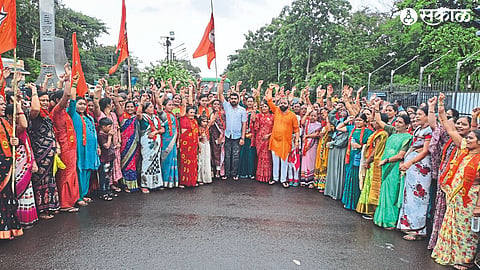 Officials and women of Shiv Sena expressing happiness with the welcome of Chief Minister Majhi Ladki Bahin Yojana announced by the state government in the budget.