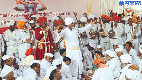 Kirtan ceremony performed on the occasion of Santshrestha Nivrittinath Samadhi ceremony.