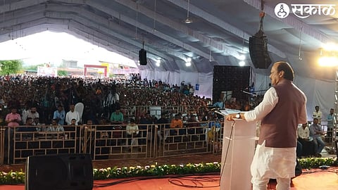 Tribal women and men present at the event of Deputy Chief Minister Ajit Pawar.