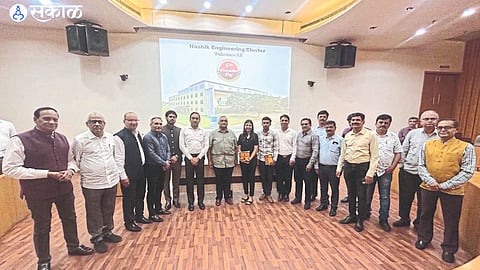 Divisional Commissioner Gedam was the chief guest at the 17th Foundation Day function of Nashik Engineering Cluster.