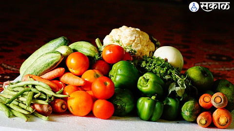 demand for vegetables in Pitrupaksha 10 to 20 percent price hike of fruits and vegetables