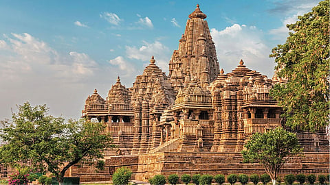 Madhya Pradesh Khajuraho temple Chandel dynasty 25 temples as found know its history significance