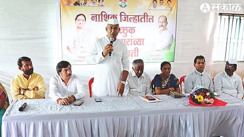Kunal Patil while guiding the interview of an aspiring Congress candidate in Nashik district.