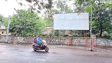 hoarding has been curbed are free for few days