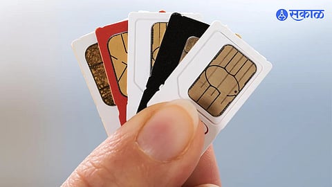 Sim Card Block : मोबाईल वापरकर्त्यांसाठी अलर्ट! ब्लॉक केले तब्बल 1 कोटी 17 लाख सिमकार्ड,नेमकं प्रकरण काय?