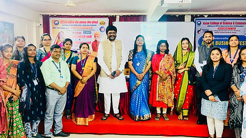 या कार्यक्रमासाठी प्रमुख पाहुणे म्हणून इतिहास अभ्यासक, अखिल भारतीय मराठी साहित्य परिषदेचे राष्ट्रीय अध्यक्ष डॉ. शरद गोरे यांची विशेष उपस्थिती होती.