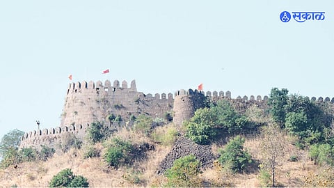 Historical Mahur Fort