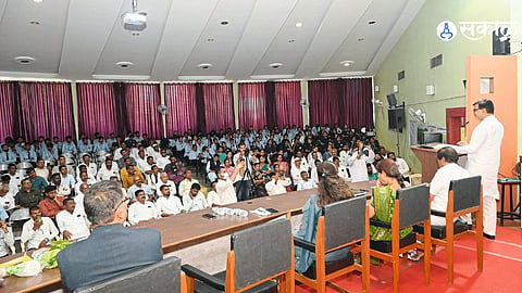 Balasaheb Thorat announces new opportunities for farmers through the growth of the silk industry, promising better employment prospects.