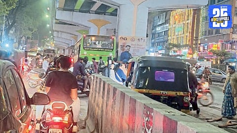 Swargate-Katraj BRT Discipline Collapse