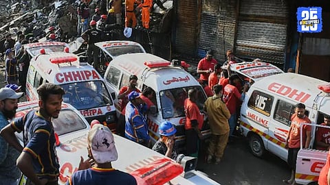 Karachi Blaze Horror Thirty Dead Bodies Recovered From One Shop