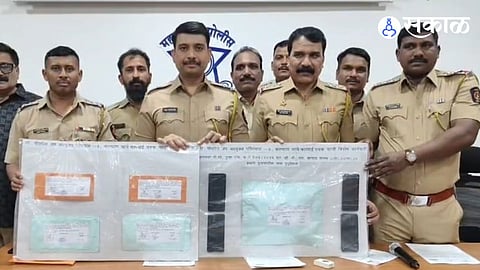 Police seized drugs in kalyan