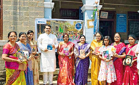भोरमध्ये ‘तनिष्कां’नी उभारली
‘स्त्री प्रतिष्ठा, वाचन संस्कृती’ची गुढी