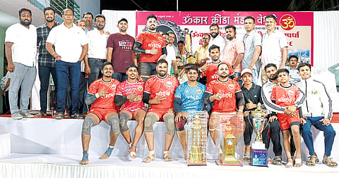 ओमकार क्रीडा मंडळ वेश्वीच्या वतीने कबड्डी स्पर्धा