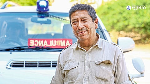 Modified SUV ambulance providing immediate help to accident victims on highways.