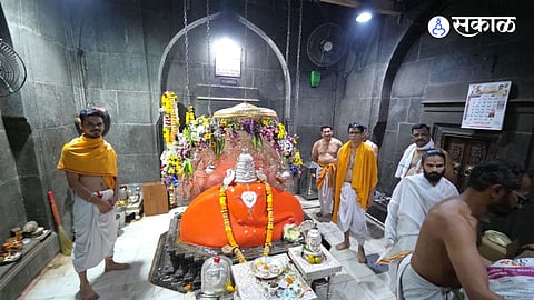 Spiritual Surge in Pali: Thousands of Devotees Visit Shri Ballaleshwar on Angarki Chaturthi