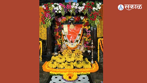 Divine Celebrations at Lenyadri: Thousands Throng Girijatmaj Temple on Angarki Chaturthi