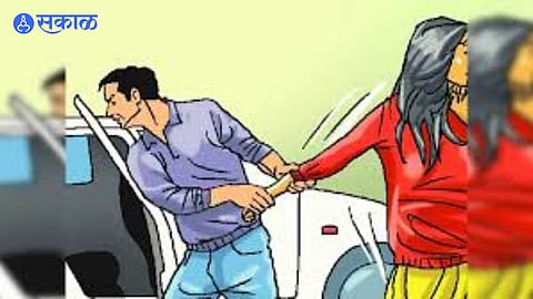 Woman Attacked and Dragged Off Road in Satara; Accused Injured by Angry Mob