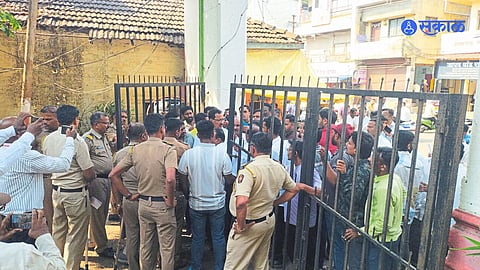Hasan Mushrif Supporters kagal police