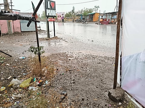 पांडे व परिसरात अवकाळी पाऊस