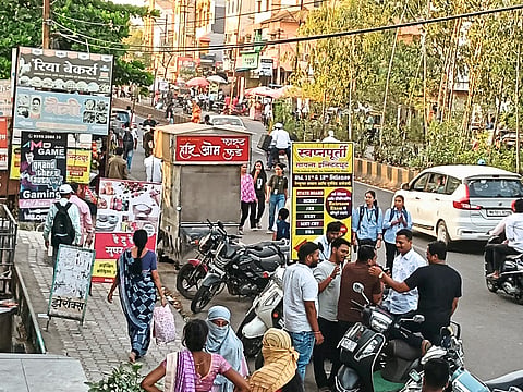 कोपर्डे हवेली : अतिक्रमणाच्या विळख्यात गुदमरली विद्यानगरी.