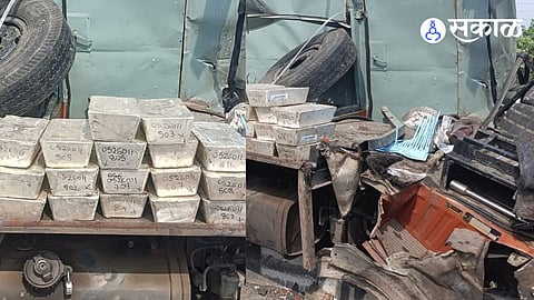 silver transporting vehicle Accident