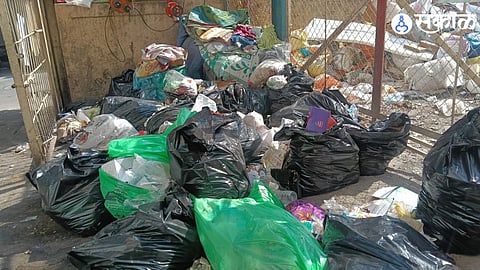 Health Hazard: Rotting Waste Spreads Foul Odor at Kamala Nehru Hospital