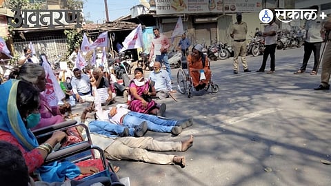 Prahar Divyang Kranti Andolan Maharashtra