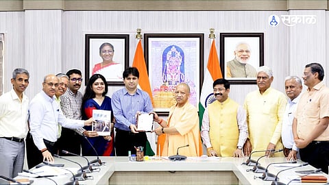 Yogi Govt’s Mega Global Push: UP Bags Exemplar Award, Eyes Singapore-Japan Visit