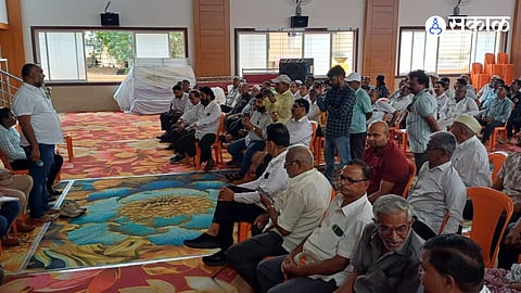 Clear Roads, Clear Trade: Narayangaon Market's New Resolution