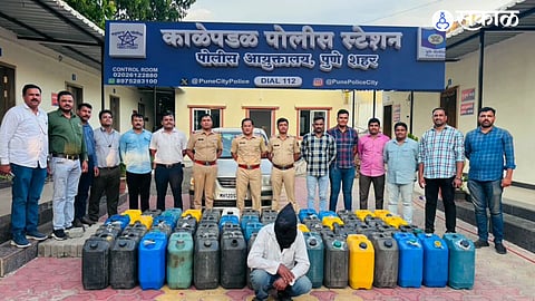 Liquor Crackdown: Pune Police Seize 2,500 Liters of Illicit Liquor in Handewadi