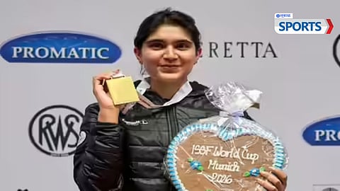 Esha Singh shooting world record