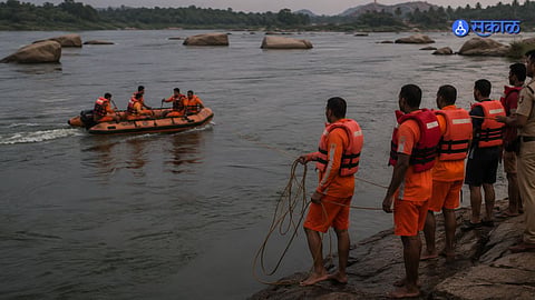 मुलीला वाचवायला ५ जणांनी नदीत उड्या मारल्या, पाचही जण बुडाले, मुलगी वाचली