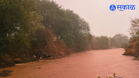Heavy Rain Brings Relief from Heat, But Hail Ravages Farms in Khatav Taluka