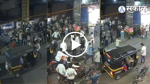 Kalyan Rickshaw Driver & youths Dispute