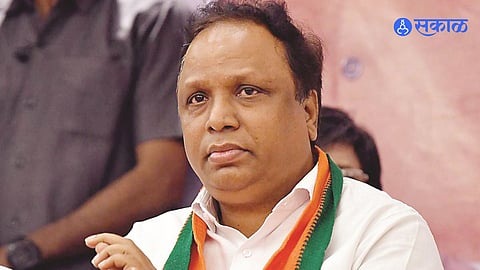 Major Decision by Cabinet Panel: 44 Cases Against Agitators Likely to Be Scrapped