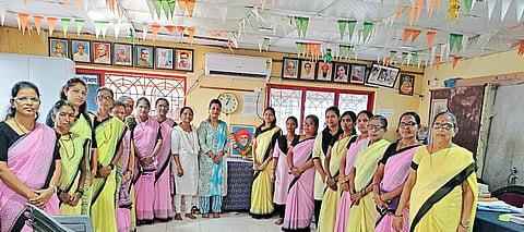 विधवा दिनानिमित्त महिलांचा सन्मान