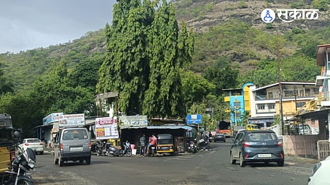 Heavy vehicle traffic continues in Pali city despite District Collector's ban order