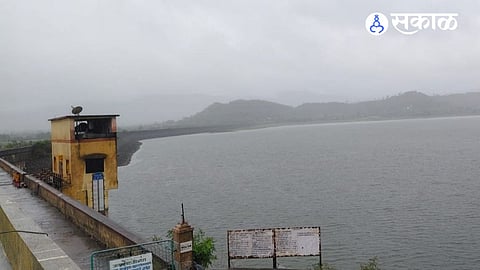 Authorities have issued a precautionary alert for residents living along the Mina River as inflows into Vadj Dam continue to rise.