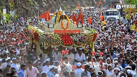 Devotees Targeted During Palkhi Yatra in Pune; Three Held for Mobile Theft