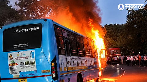 An MSRTC bus caught fire in Khandala Ghat, but the driver and conductor safely evacuated around 50 passengers before the flames spread.