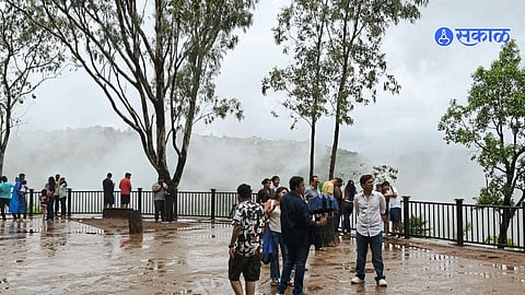 Panchgani Witnesses Tourist Rush as Rain Transforms Hill Station into a Green Paradise