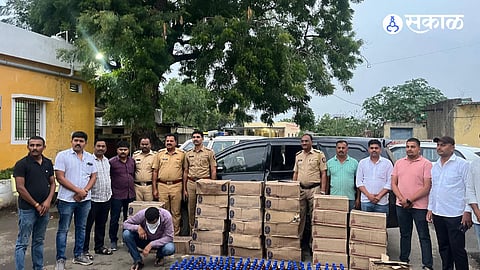 The operation has sparked discussion over which police station deserves credit, as the chase began in Shevgaon but the final seizure was made within Pachod police limits.