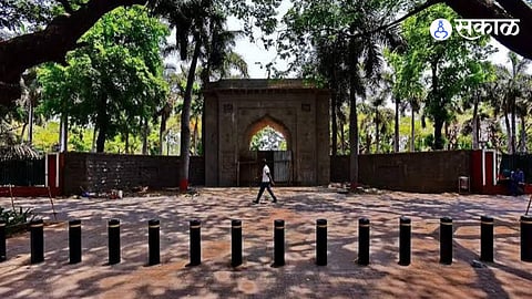 The ₹2.5 crore parking project had remained non-functional due to poor maintenance and severe structural deterioration.