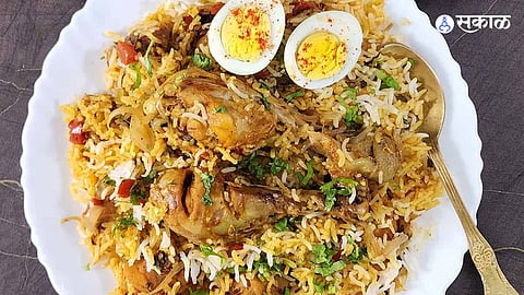 School students receiving chicken biryani under the Tamil Nadu Mid-Day Meal Scheme