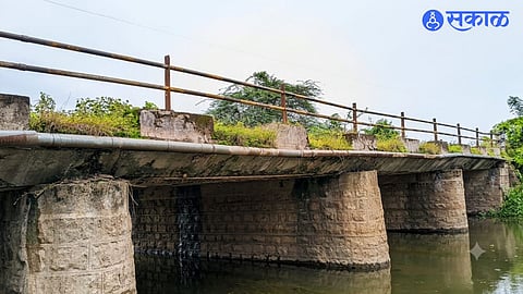 Valti Bridge Danger: ४० वर्षांपूर्वीचा वळती-मांगीरबाबा पुल वाहतुकीसाठी धोकादायक