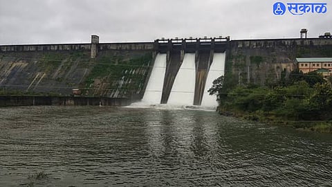 Maharashtra Rain Update Dimbhe Dam Water Release Increased Ghod River Villages Asked to Stay Alert